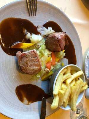 Parkrestaurant Schloss Hohenfeld