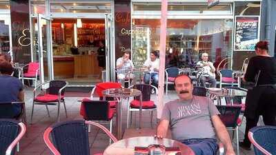 Eis Cafe Gelatissimo