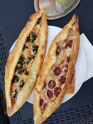 Derwisch-pizza-doner