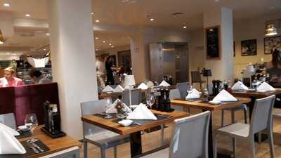 Vince Wein Bar Und Restaurant