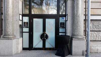 Vince Wein Bar Und Restaurant