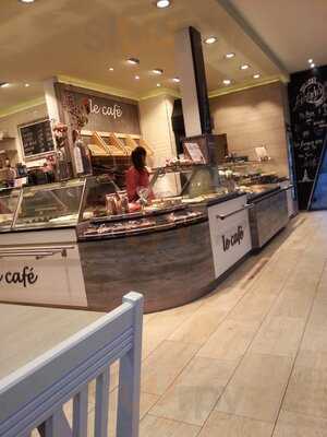 Le Café