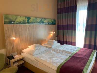 Mövenpick Hotel Frankfurt City