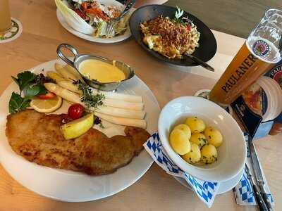 Paulaner In The Squaire