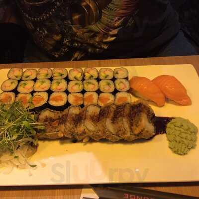 Qq Sushi Lounge