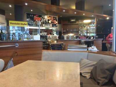 Toni’s Pizza-express