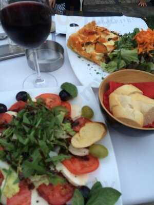 Max - Resto, Bar, Garden