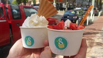 Sorelli´s Frozen Yogurt Und Eisbar