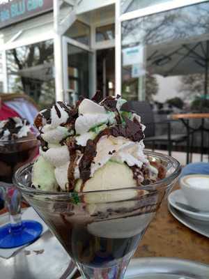 Eis Blu Cafe