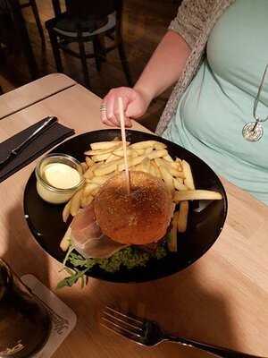 Meat Love Burger & Bar