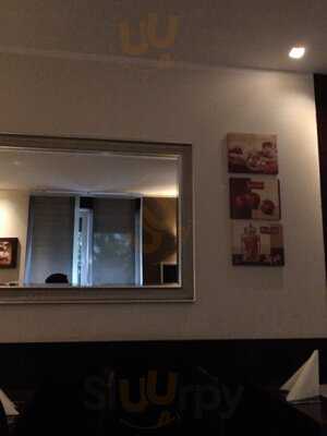 Mario & Lino Pizzeria