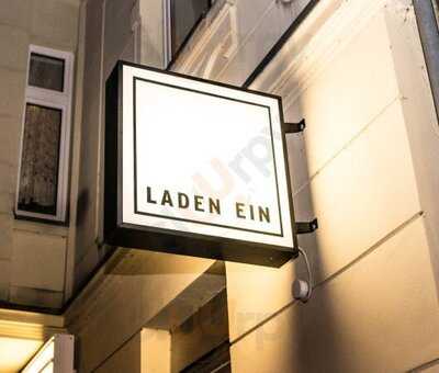 Laden Ein