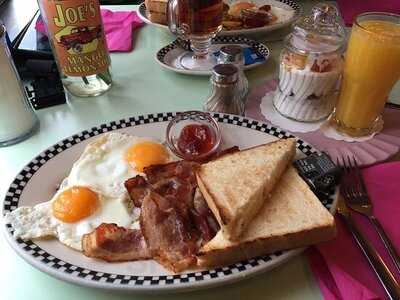 Mandy's Railway Diner