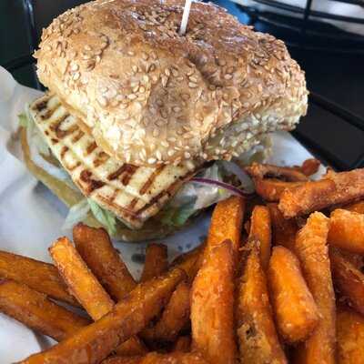 KobÉs - Burger, Steaks & More