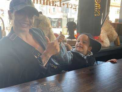 KobÉs - Burger, Steaks & More