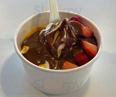 Yomaro, Frozen Yogurt