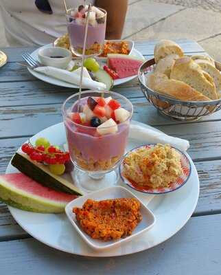 Jimmy Orpheus Cafe & Bar