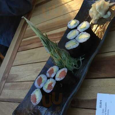 Le & Vi Asian Street Kitchen