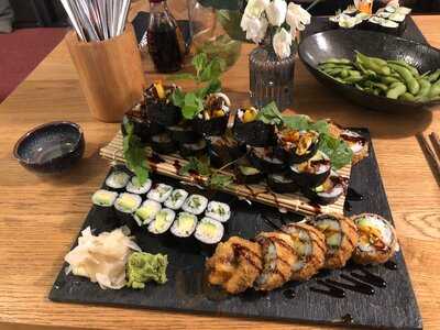 Le & Vi Asian Street Kitchen