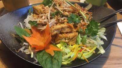 Le & Vi Asian Street Kitchen