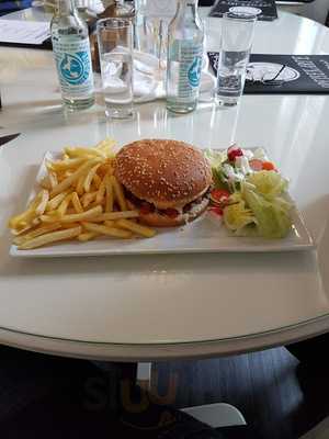 Micky Und Molly Veganes Cafe & Katzenmuseum