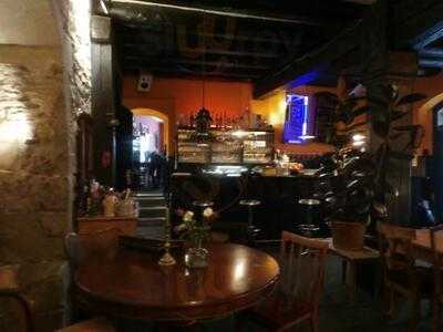 Latifa Cafe Restaurant Bar