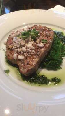 Cross Bar, Lounge, Cafe