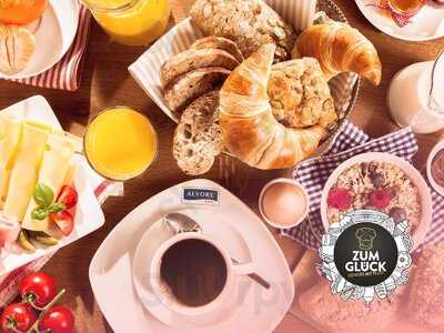 Zum GlÜck Food-court