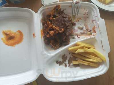 Zum GlÜck Food-court