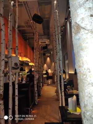 Hans Im GlÜck Burgergrill & Bar