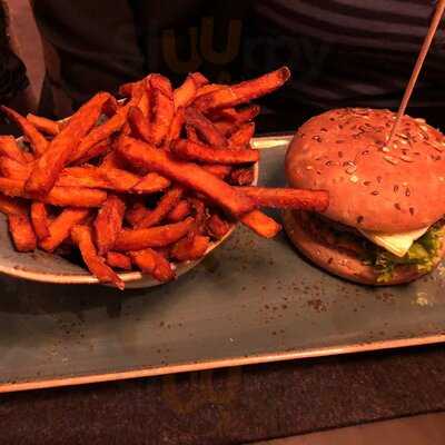 Hans Im GlÜck Burgergrill & Bar