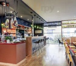 Relax - Food, Drinks & You