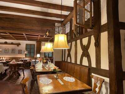 Henningers Gutsschänke