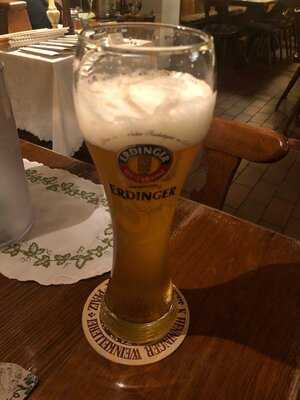 Henningers Gutsschänke