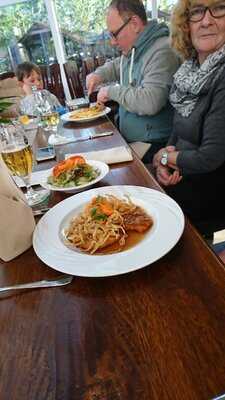 Feldschlößchen Essen