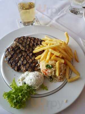 Akropolis-ziegler Restaurant