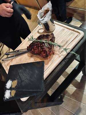 Ampulle Bar & Speisecafe