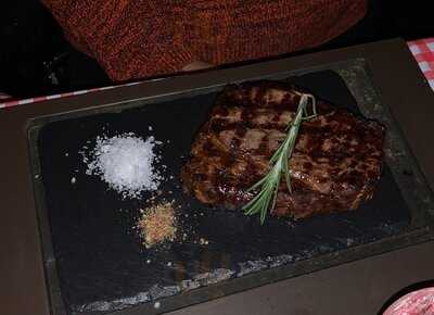 Ampulle Bar & Speisecafe