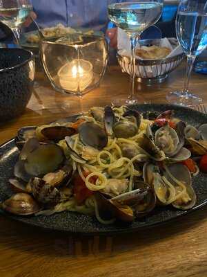 Vinoteca Piccola Cucina