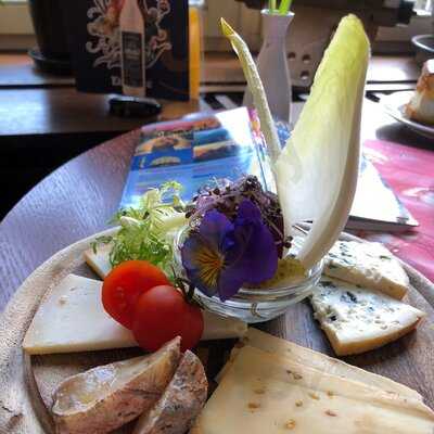 Pfunds Cafe Restaurant