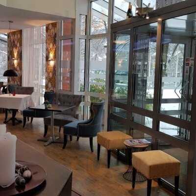 Sazz Restaurant & Bar