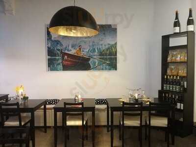 Cin Cin - Cafe Bistro Weinbar