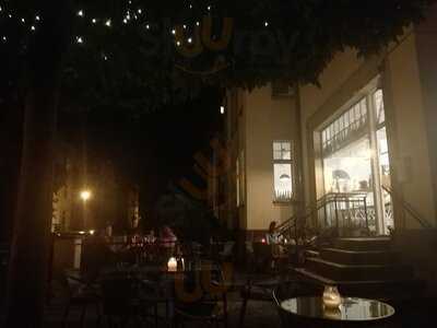 Cin Cin - Cafe Bistro Weinbar