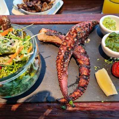 Lux - Barkultur Und Grillkunst