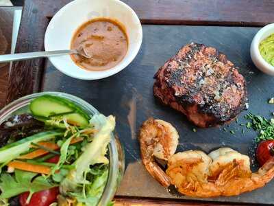 Lux - Barkultur Und Grillkunst