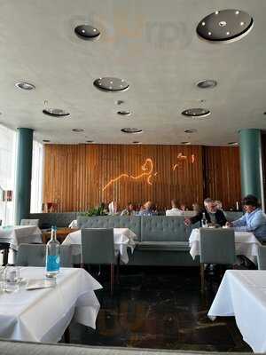 Phoenix Restaurant & Weinbar