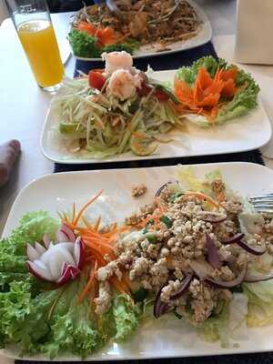 Thara Thai Restaurant