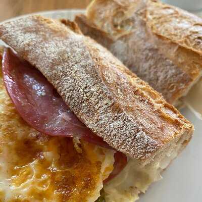 Émoi Patisserie & Café