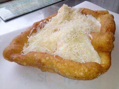 LÁngos Street Food Hun Ger