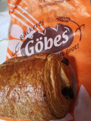 Göbes